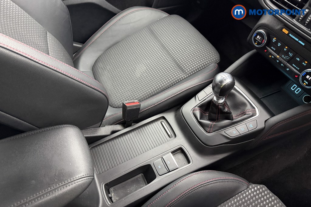 Ford Focus St-Line X Edition Manual Petrol Hatchback - Stock Number (1604483) - 16th supplementary image