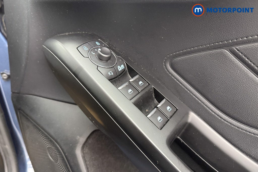 Ford Focus St-Line X Edition Manual Petrol Hatchback - Stock Number (1604483) - 19th supplementary image