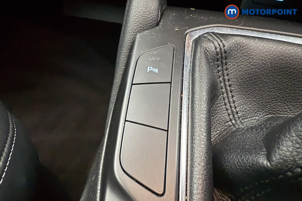 Ford Kuga Titanium Edition Manual Petrol SUV - Stock Number (1604489) - 14th supplementary image