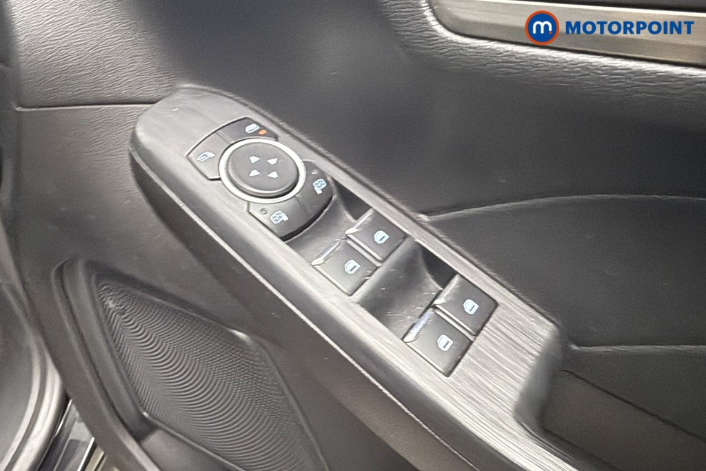 Ford Kuga Titanium Edition Manual Petrol SUV - Stock Number (1604489) - 19th supplementary image