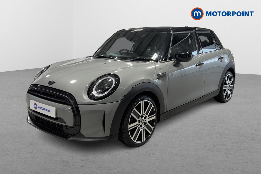 Mini Hatchback Cooper Exclusive Automatic Petrol Hatchback - Stock Number (1604491) - Passenger side front corner