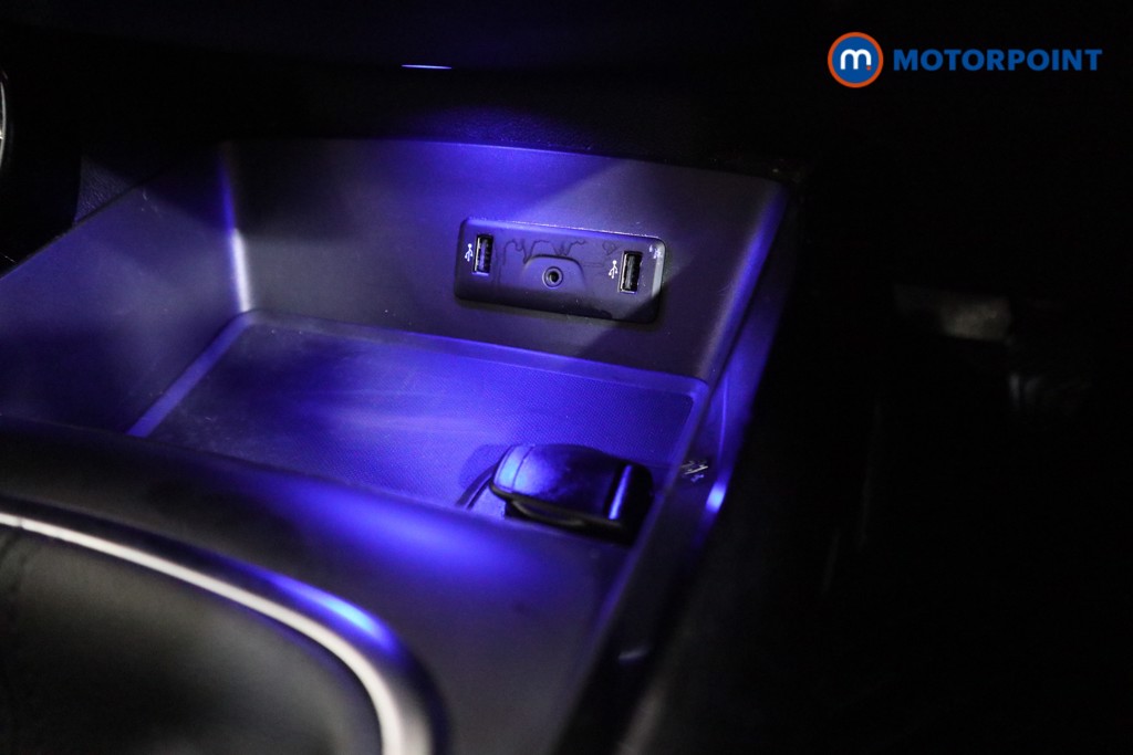 Renault Kadjar Iconic Manual Petrol SUV - Stock Number (1604712) - 9th supplementary image