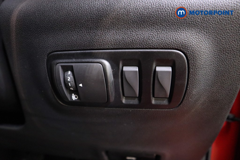 Renault Kadjar Iconic Manual Petrol SUV - Stock Number (1604712) - 13th supplementary image