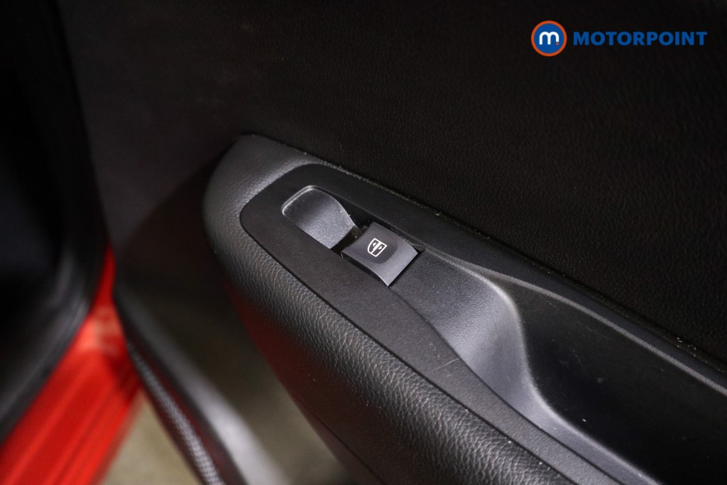 Renault Kadjar Iconic Manual Petrol SUV - Stock Number (1604712) - 19th supplementary image