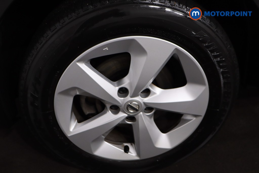 Nissan Qashqai Acenta Premium Manual Petrol SUV - Stock Number (1604720) - 12th supplementary image