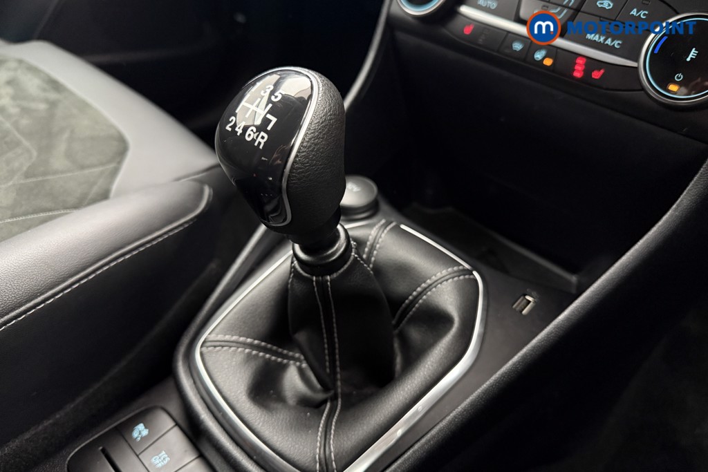 Ford Fiesta Titanium X Manual Petrol Hatchback - Stock Number (1604748) - 14th supplementary image