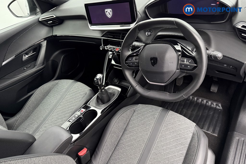 Peugeot 2008 Allure Manual Petrol SUV - Stock Number (1604772) - 1st supplementary image