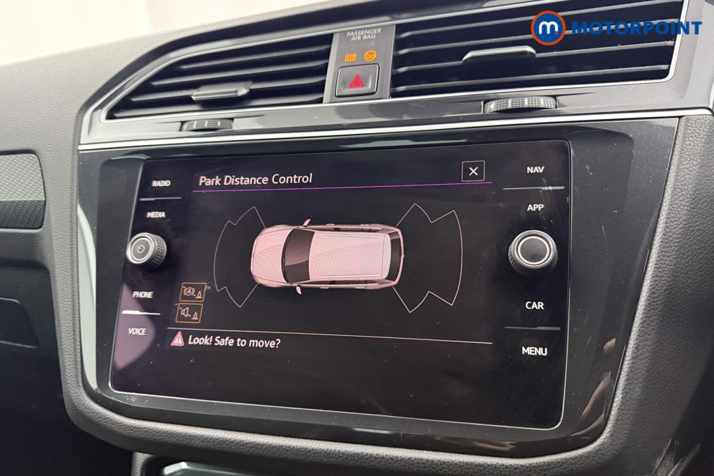Volkswagen Tiguan R-Line Automatic Petrol SUV - Stock Number (1604789) - 12th supplementary image