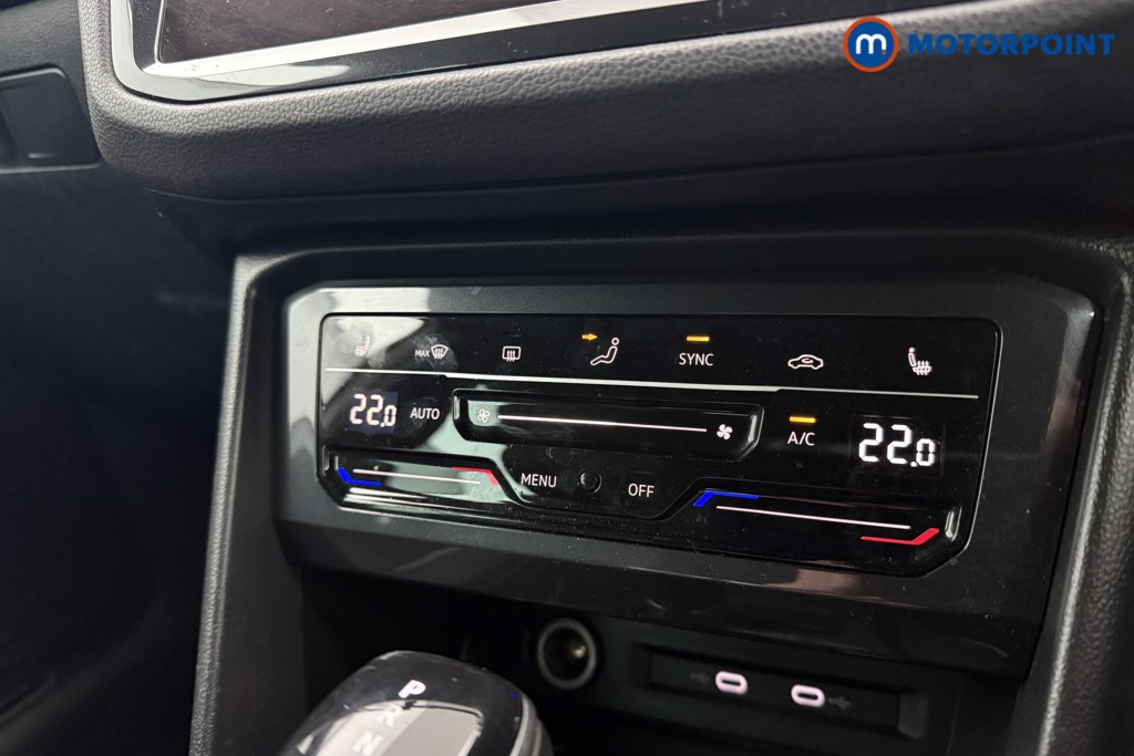 Volkswagen Tiguan R-Line Automatic Petrol SUV - Stock Number (1604789) - 14th supplementary image