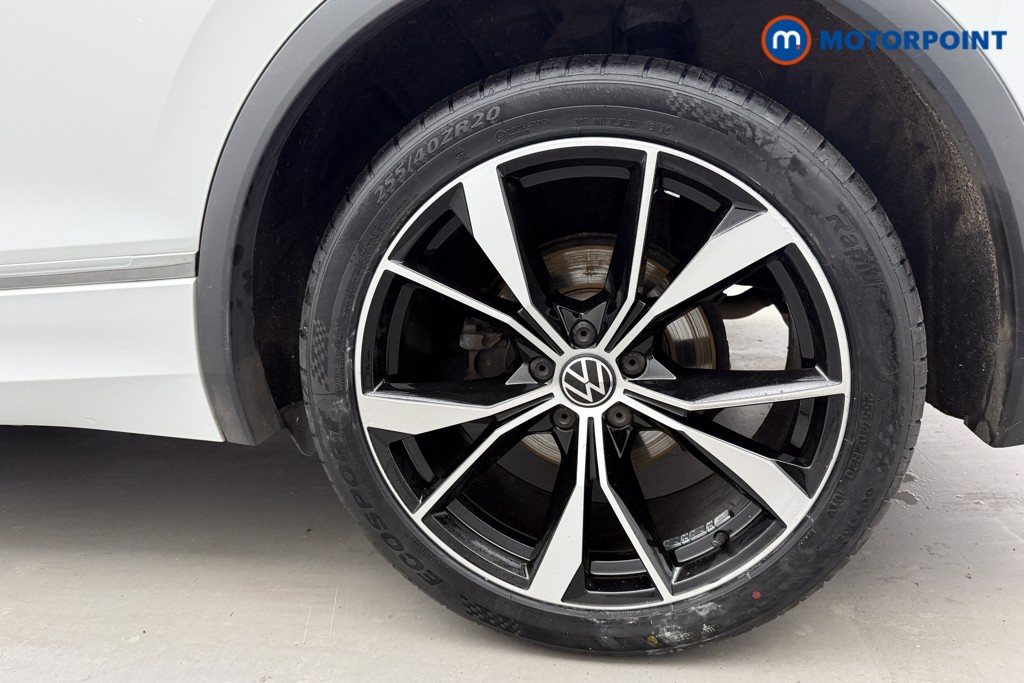 Volkswagen Tiguan R-Line Automatic Petrol SUV - Stock Number (1604789) - 31st supplementary image