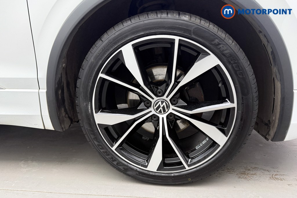 Volkswagen Tiguan R-Line Automatic Petrol SUV - Stock Number (1604789) - 33rd supplementary image