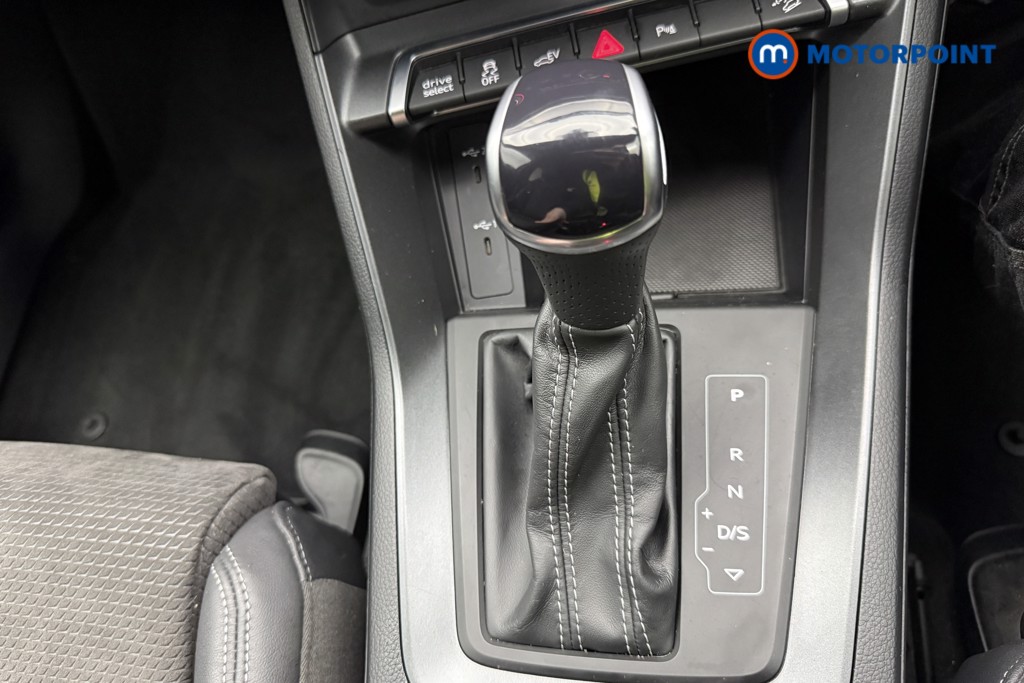 Audi Q3 Vorsprung Automatic Petrol Plug-In Hybrid SUV - Stock Number (1604793) - 11th supplementary image