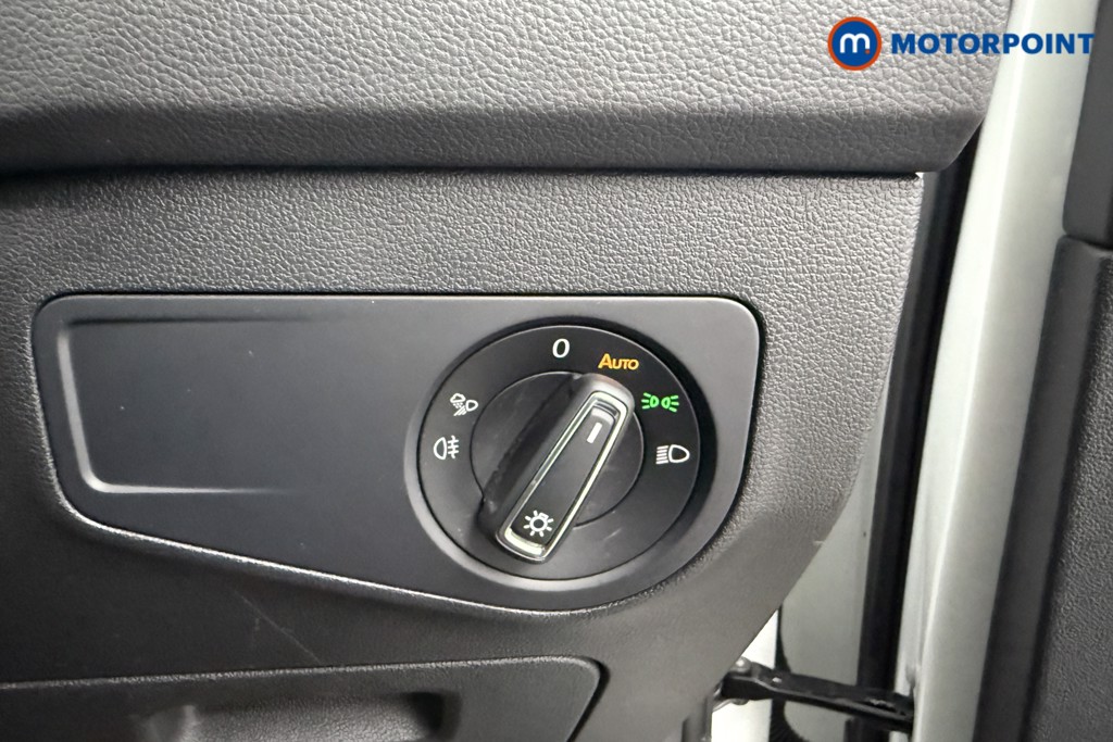 Volkswagen Tiguan R-Line Automatic Petrol Plug-In Hybrid SUV - Stock Number (1604803) - 17th supplementary image