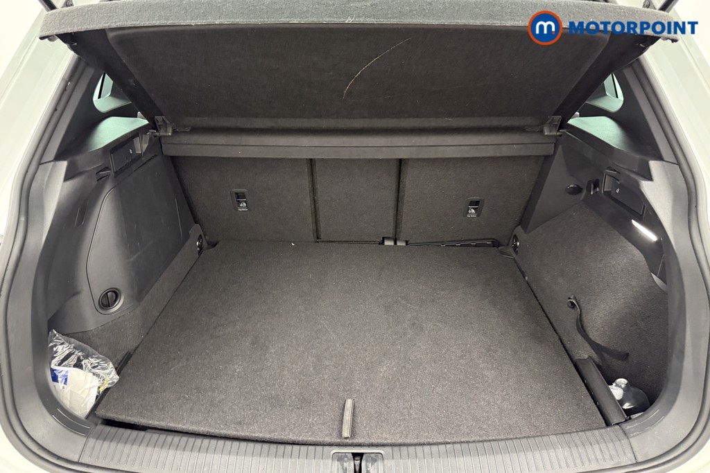 Volkswagen Tiguan R-Line Automatic Petrol Plug-In Hybrid SUV - Stock Number (1604803) - 29th supplementary image