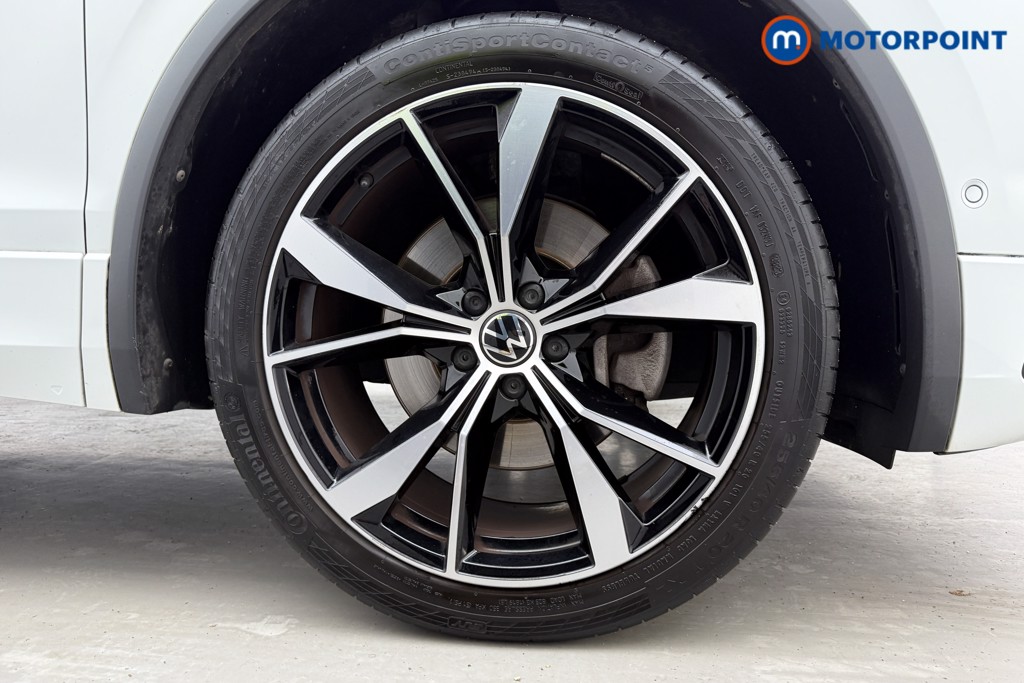 Volkswagen Tiguan R-Line Automatic Petrol Plug-In Hybrid SUV - Stock Number (1604803) - 34th supplementary image