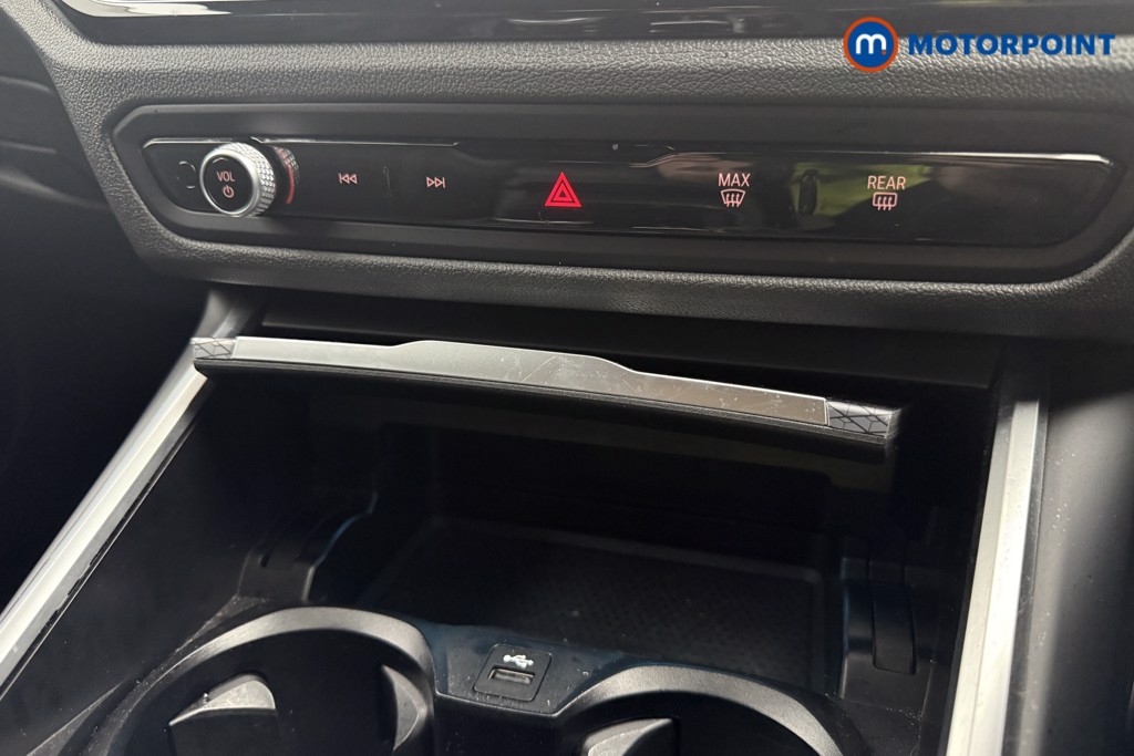 BMW 3 Series M Sport Automatic Petrol Plug-In Hybrid Estate - Stock Number (1604949) - 13th supplementary image