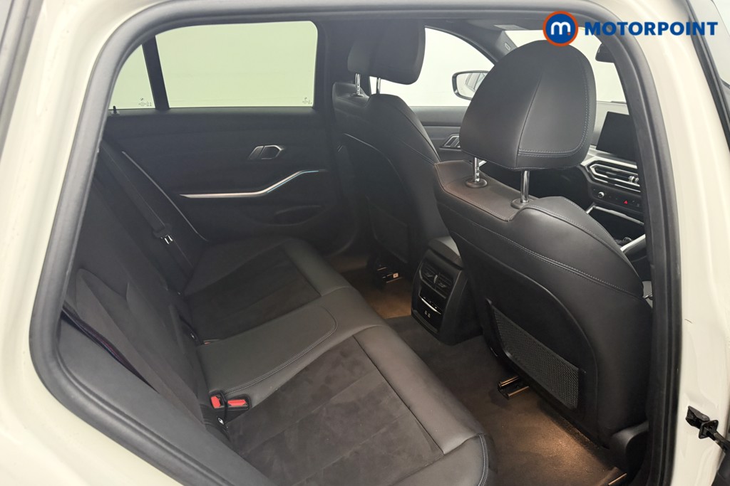 BMW 3 Series M Sport Automatic Petrol Plug-In Hybrid Estate - Stock Number (1604949) - 25th supplementary image