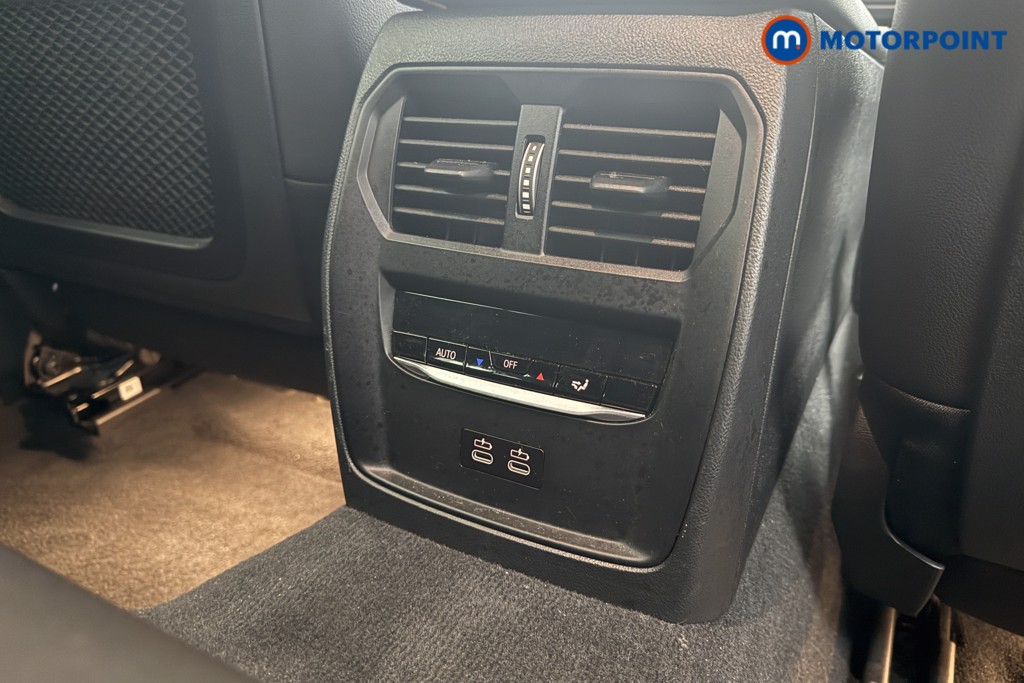 BMW 3 Series M Sport Automatic Petrol Plug-In Hybrid Estate - Stock Number (1604949) - 26th supplementary image