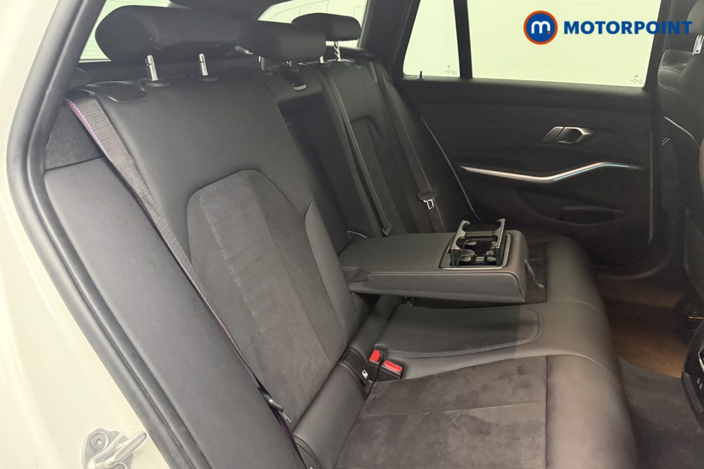BMW 3 Series M Sport Automatic Petrol Plug-In Hybrid Estate - Stock Number (1604949) - 28th supplementary image