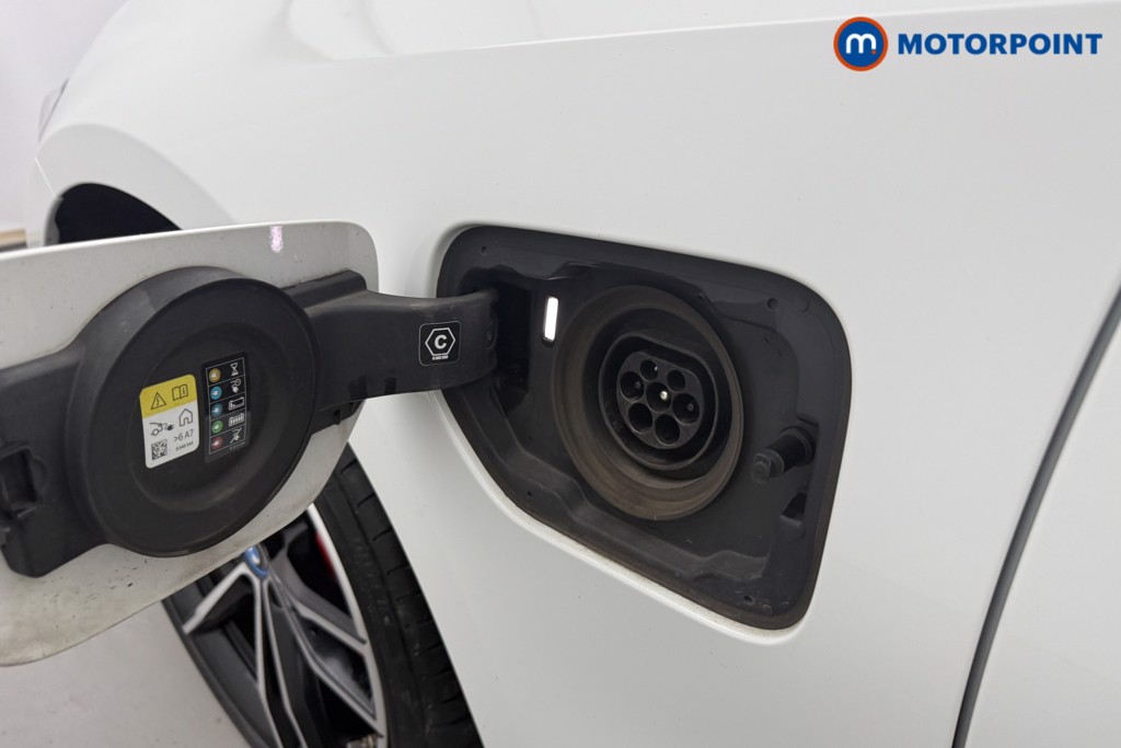 BMW 3 Series M Sport Automatic Petrol Plug-In Hybrid Estate - Stock Number (1604949) - 36th supplementary image