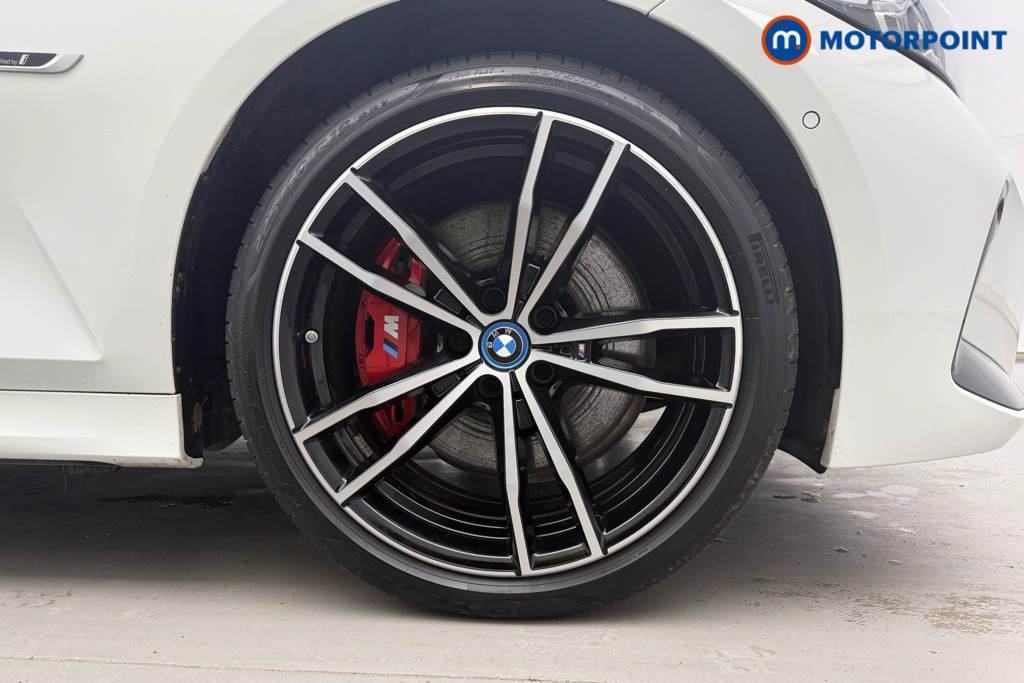 BMW 3 Series M Sport Automatic Petrol Plug-In Hybrid Estate - Stock Number (1604949) - 41st supplementary image