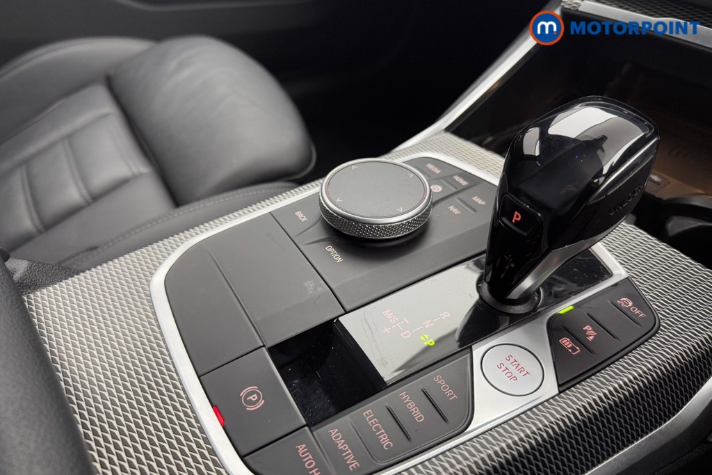 BMW 3 Series M Sport Automatic Petrol Plug-In Hybrid Estate - Stock Number (1604958) - 14th supplementary image