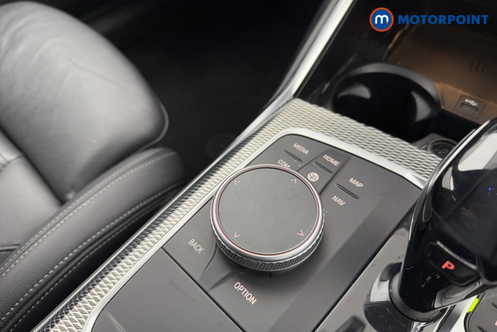 BMW 3 Series M Sport Automatic Petrol Plug-In Hybrid Estate - Stock Number (1604958) - 15th supplementary image