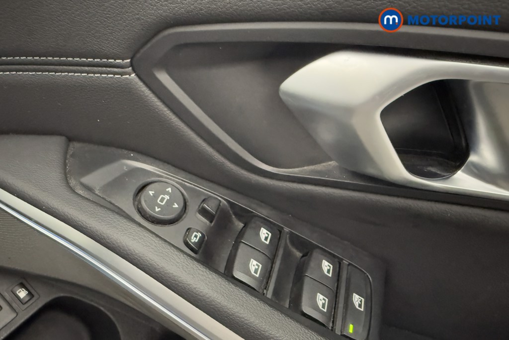 BMW 3 Series M Sport Automatic Petrol Plug-In Hybrid Estate - Stock Number (1604958) - 20th supplementary image