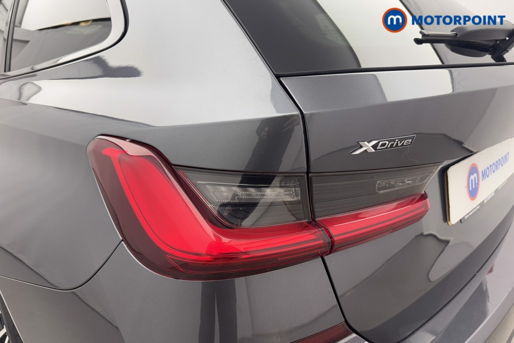 BMW 3 Series M Sport Automatic Petrol Plug-In Hybrid Estate - Stock Number (1604958) - 29th supplementary image