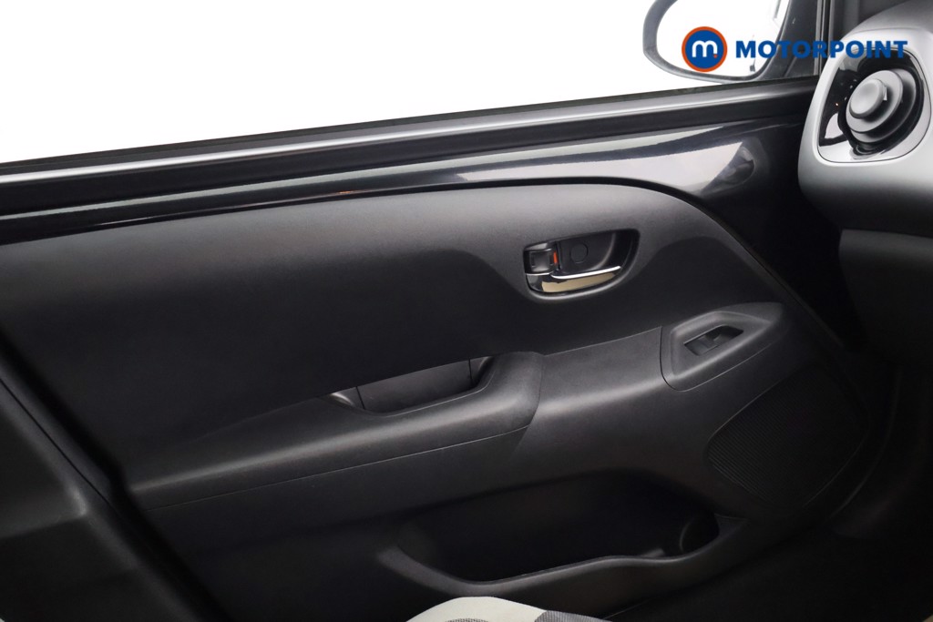 Toyota Aygo X-Play Automatic Petrol Hatchback - Stock Number (1605071) - 11th supplementary image