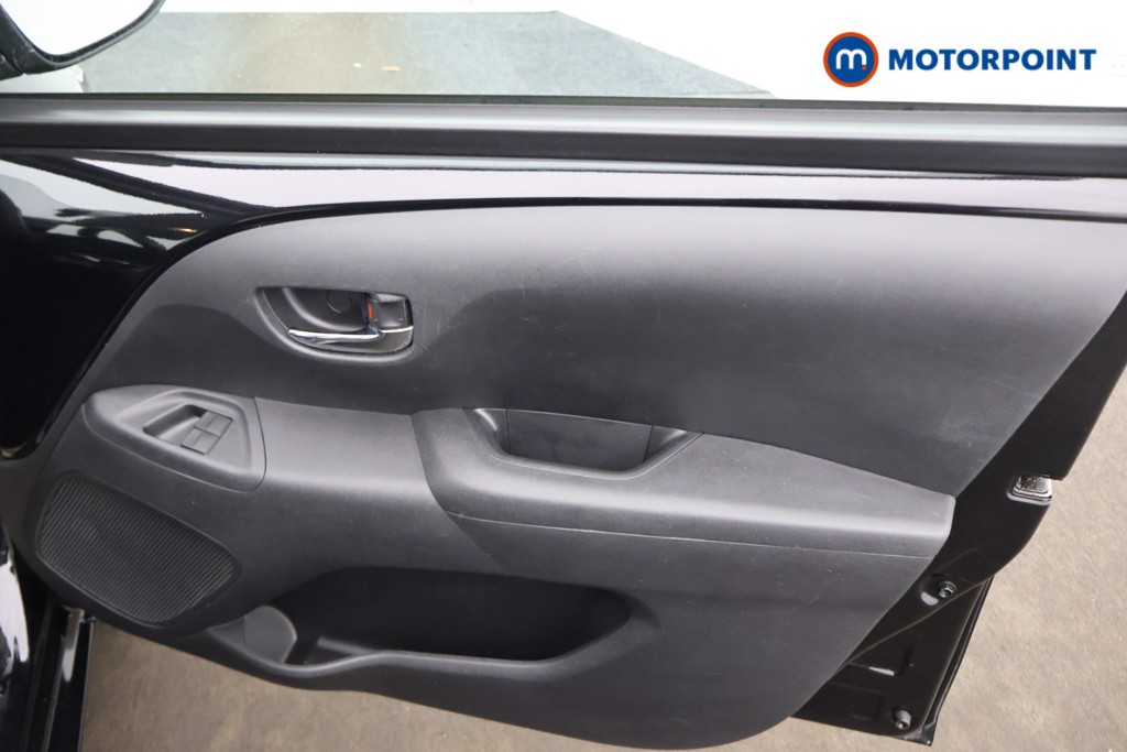 Toyota Aygo X-Play Automatic Petrol Hatchback - Stock Number (1605071) - 12th supplementary image