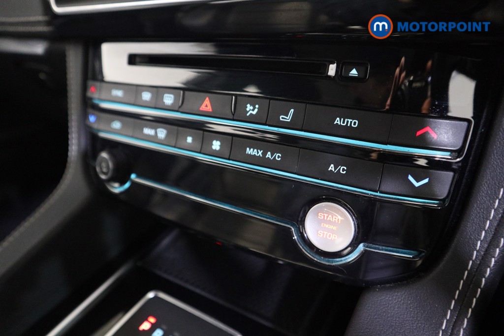 Jaguar F-Pace Chequered Flag Automatic Diesel SUV - Stock Number (1605300) - 7th supplementary image