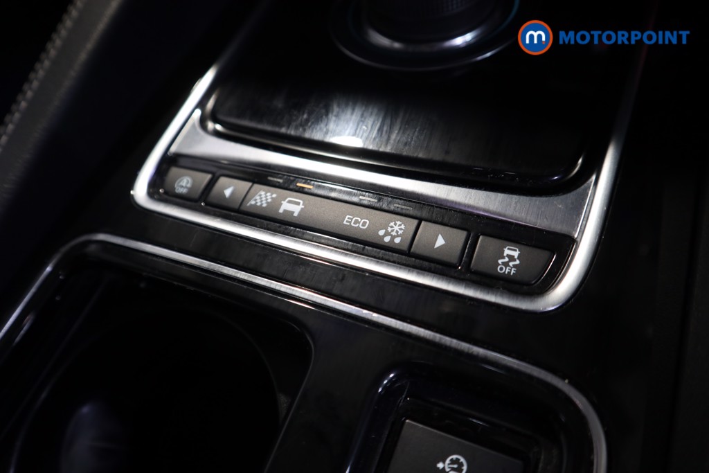 Jaguar F-Pace Chequered Flag Automatic Diesel SUV - Stock Number (1605300) - 9th supplementary image