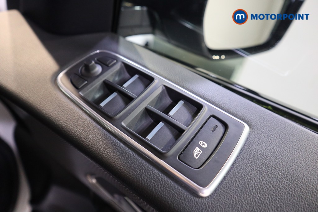 Jaguar F-Pace Chequered Flag Automatic Diesel SUV - Stock Number (1605300) - 12th supplementary image