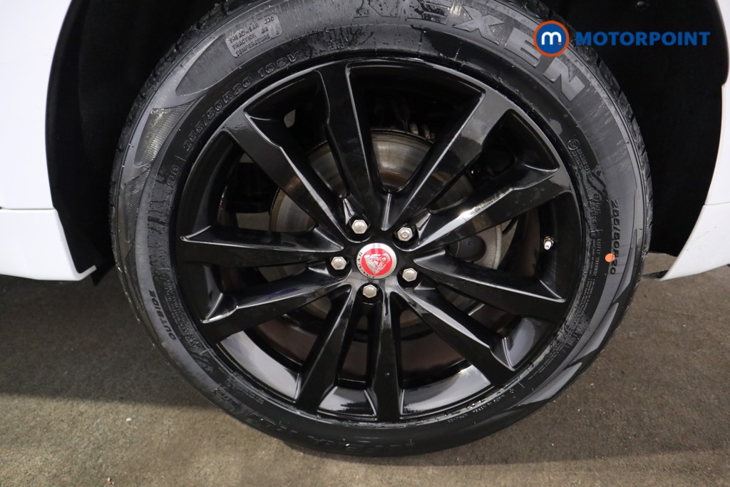 Jaguar F-Pace Chequered Flag Automatic Diesel SUV - Stock Number (1605300) - 25th supplementary image