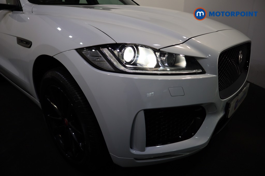 Jaguar F-Pace Chequered Flag Automatic Diesel SUV - Stock Number (1605300) - 38th supplementary image