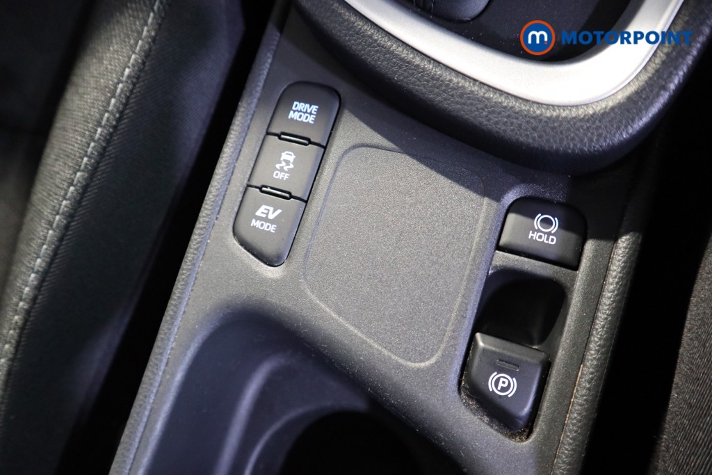 Toyota Yaris Cross Design Automatic Petrol-Electric Hybrid Estate - Stock Number (1605576) - 9th supplementary image