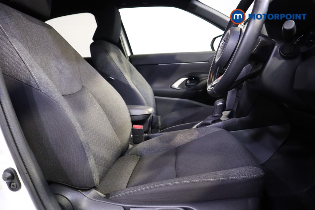 Toyota Yaris Cross Design Automatic Petrol-Electric Hybrid Estate - Stock Number (1605576) - 13th supplementary image