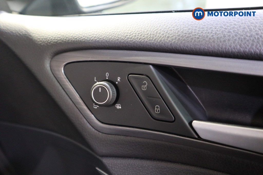 Volkswagen Golf Match Edition Manual Petrol Hatchback - Stock Number (1605644) - 11th supplementary image