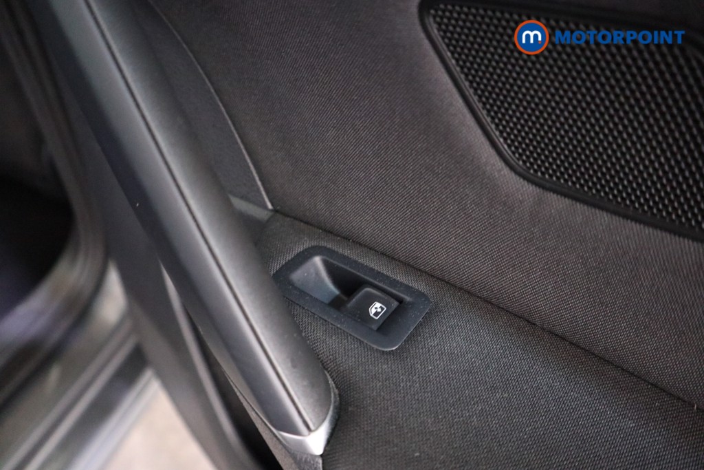 Volkswagen Golf Match Edition Manual Petrol Hatchback - Stock Number (1605644) - 16th supplementary image