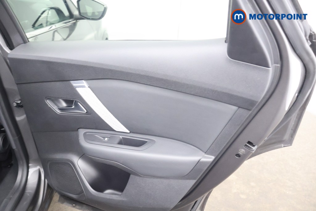 Citroen C4 Shine Plus Automatic Diesel Hatchback - Stock Number (1605647) - 17th supplementary image