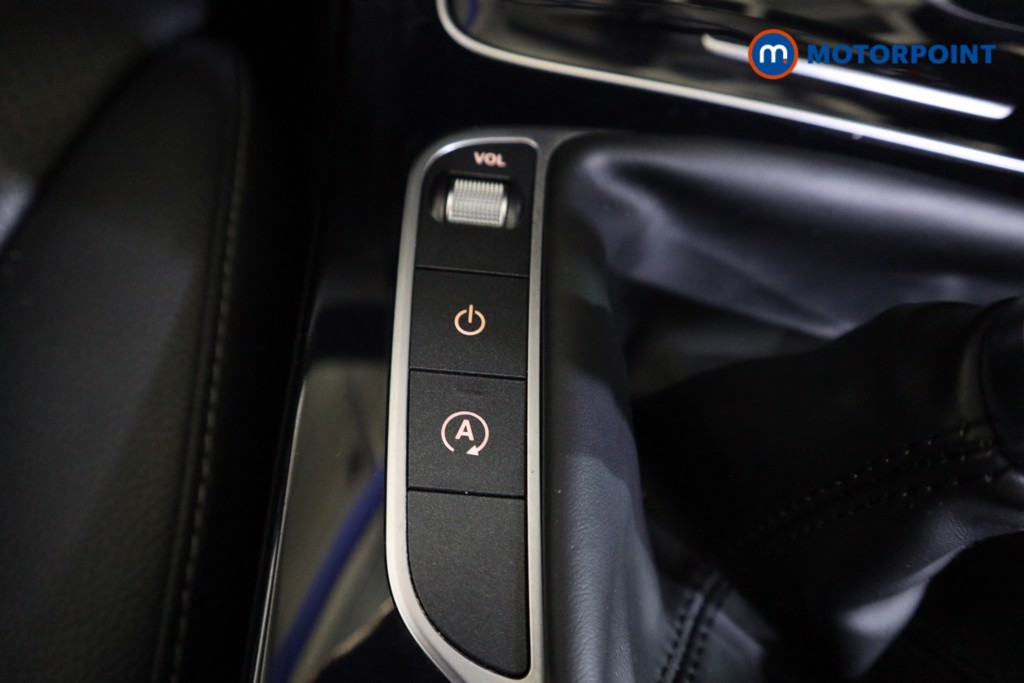 Mercedes-Benz C Class SE Manual Petrol Saloon - Stock Number (1605700) - 9th supplementary image