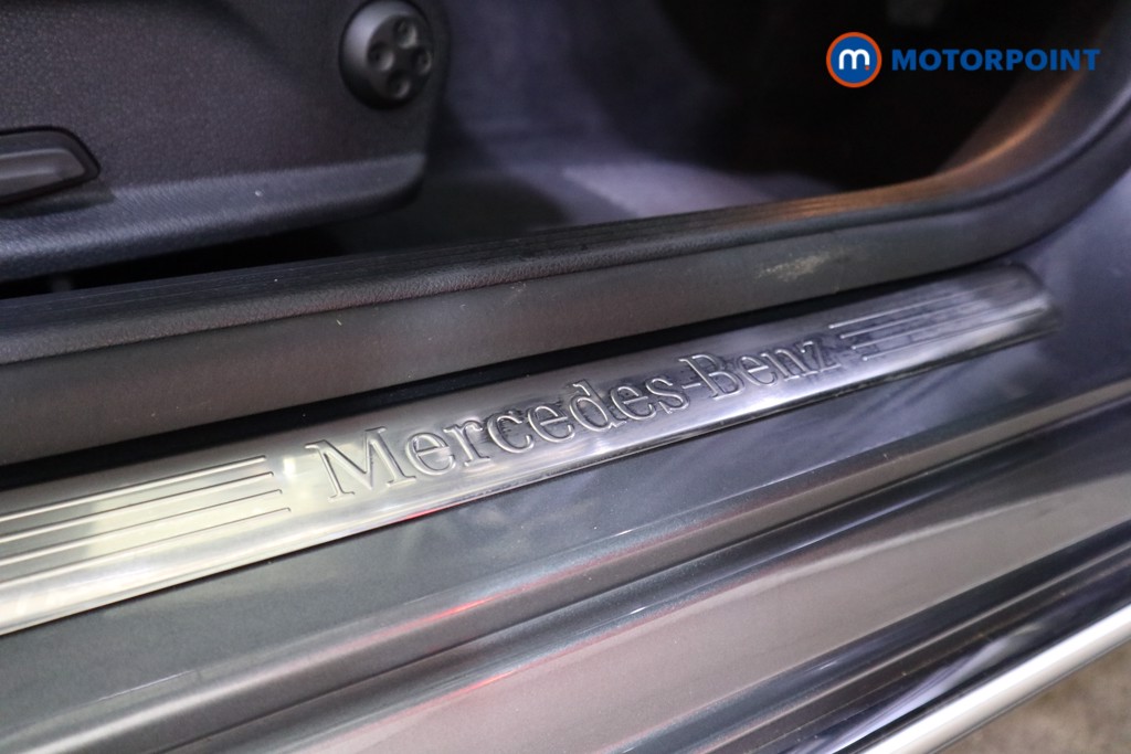 Mercedes-Benz C Class SE Manual Petrol Saloon - Stock Number (1605700) - 17th supplementary image