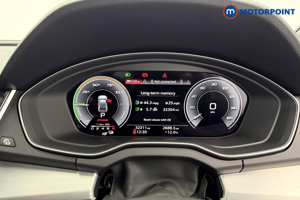 Audi Q5 S Line Automatic Petrol Plug-In Hybrid SUV - Stock Number (1606162) - 5th supplementary image