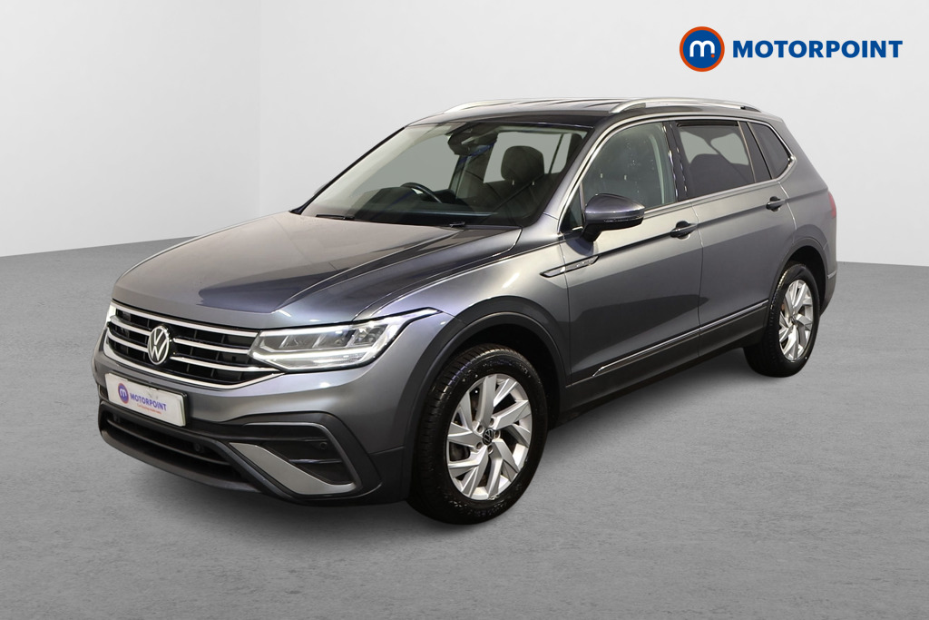 Volkswagen Tiguan Allspace Life Manual Petrol SUV - Stock Number (1606223) - Passenger side front corner