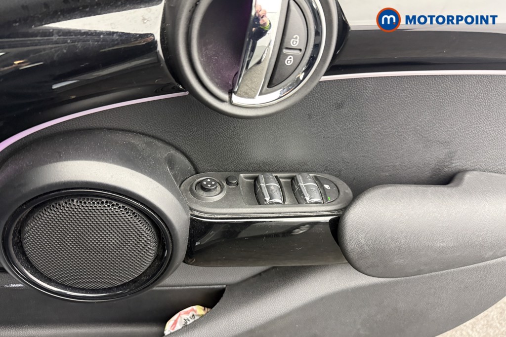 Mini Hatchback Cooper Classic Automatic Petrol Hatchback - Stock Number (1606246) - 16th supplementary image