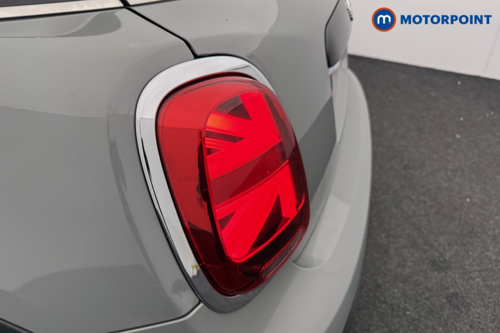 Mini Hatchback Cooper Classic Automatic Petrol Hatchback - Stock Number (1606246) - 23rd supplementary image