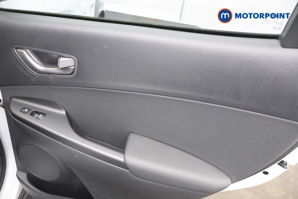 Hyundai Kona Premium Se Automatic Electric SUV - Stock Number (1606339) - 16th supplementary image