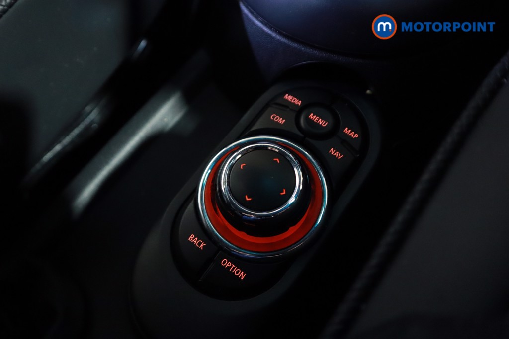 Mini Hatchback Cooper S Exclusive Automatic Petrol Hatchback - Stock Number (1606397) - 23rd supplementary image