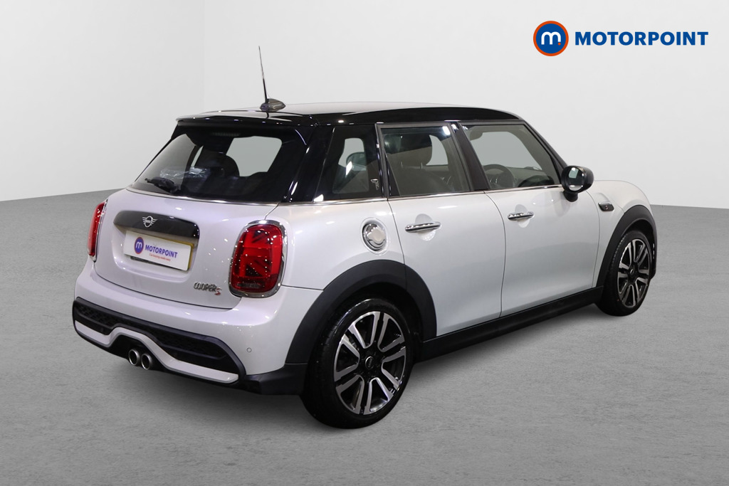 Mini Hatchback Cooper S Exclusive Automatic Petrol Hatchback - Stock Number (1606397) - Drivers side rear corner